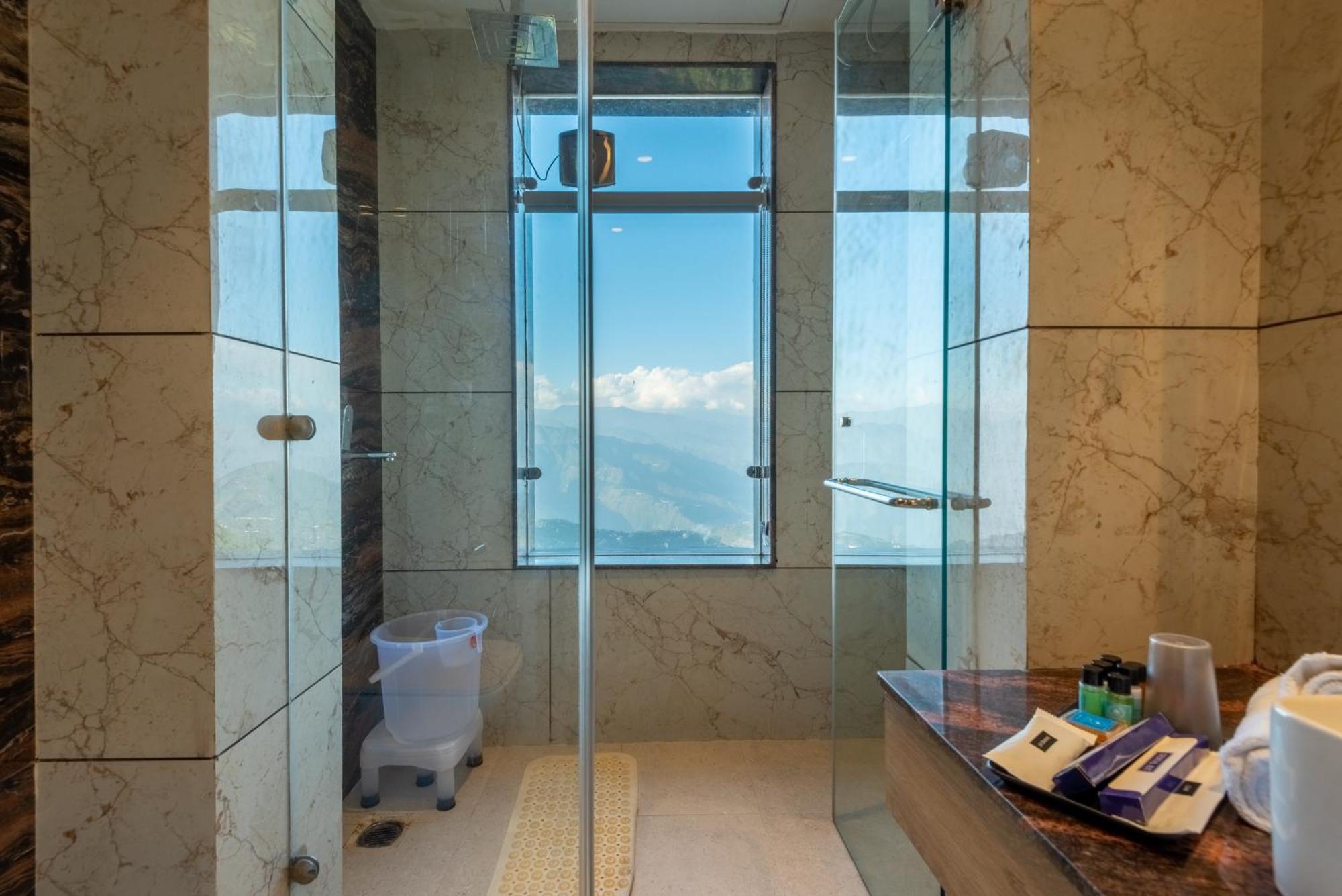 The Seasons Dalhousie - Best Valley View & Mountain View Hotel In Dalhousie Esterno foto